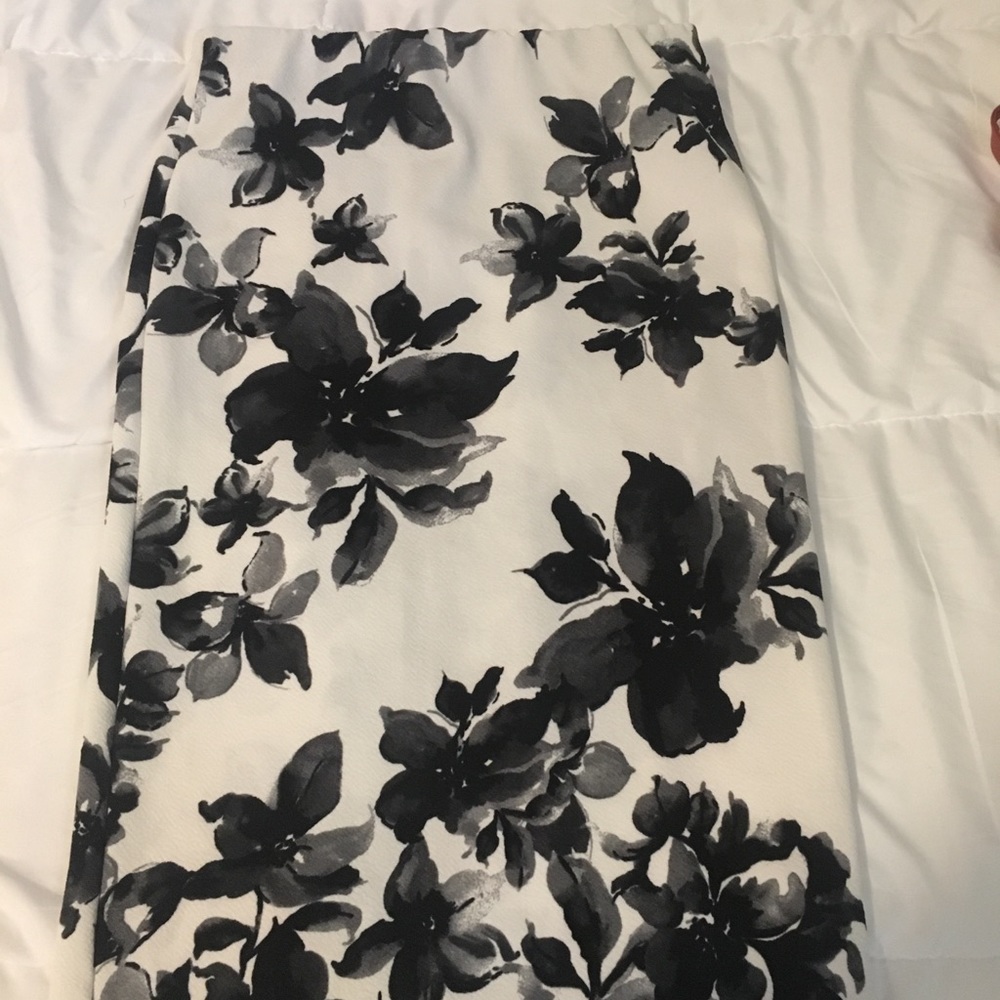 pencil skirt